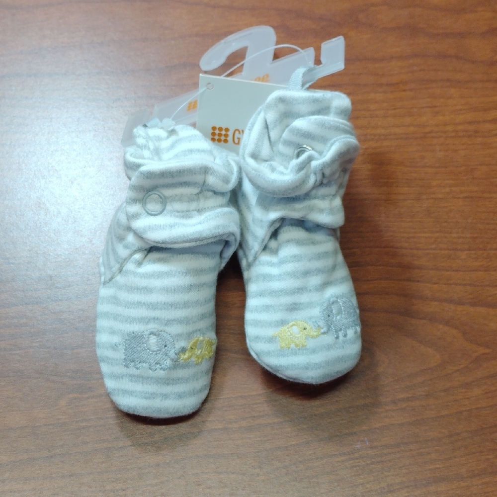 Gymboree Gray Striped Baby Booties with Elephant Design 3-6mo